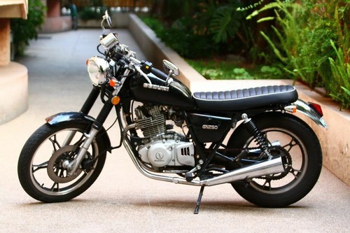 Suzuki 250 motorrad - suzuki, gn